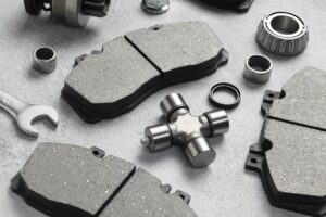 diferentes tipos de piezas de coches