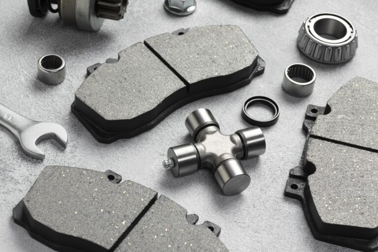 diferentes tipos de piezas de coches