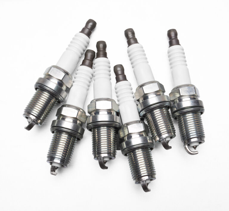 Señales de que tus bujías de encendido necesitan reemplazo 5 spark plug car