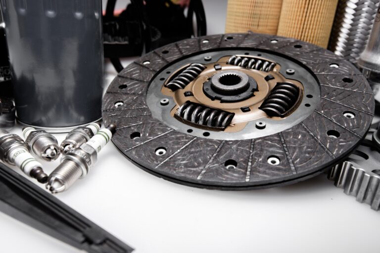 Quanto custa substituir a embraiagem do teu carro? Descobre aqui 1 vehicle clutch kit parts car automotive
