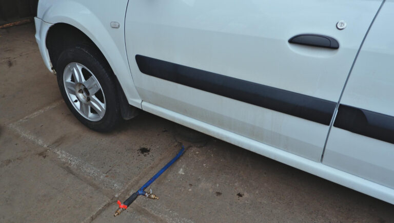 Tipos de molduras de portas para automóveis 20 954