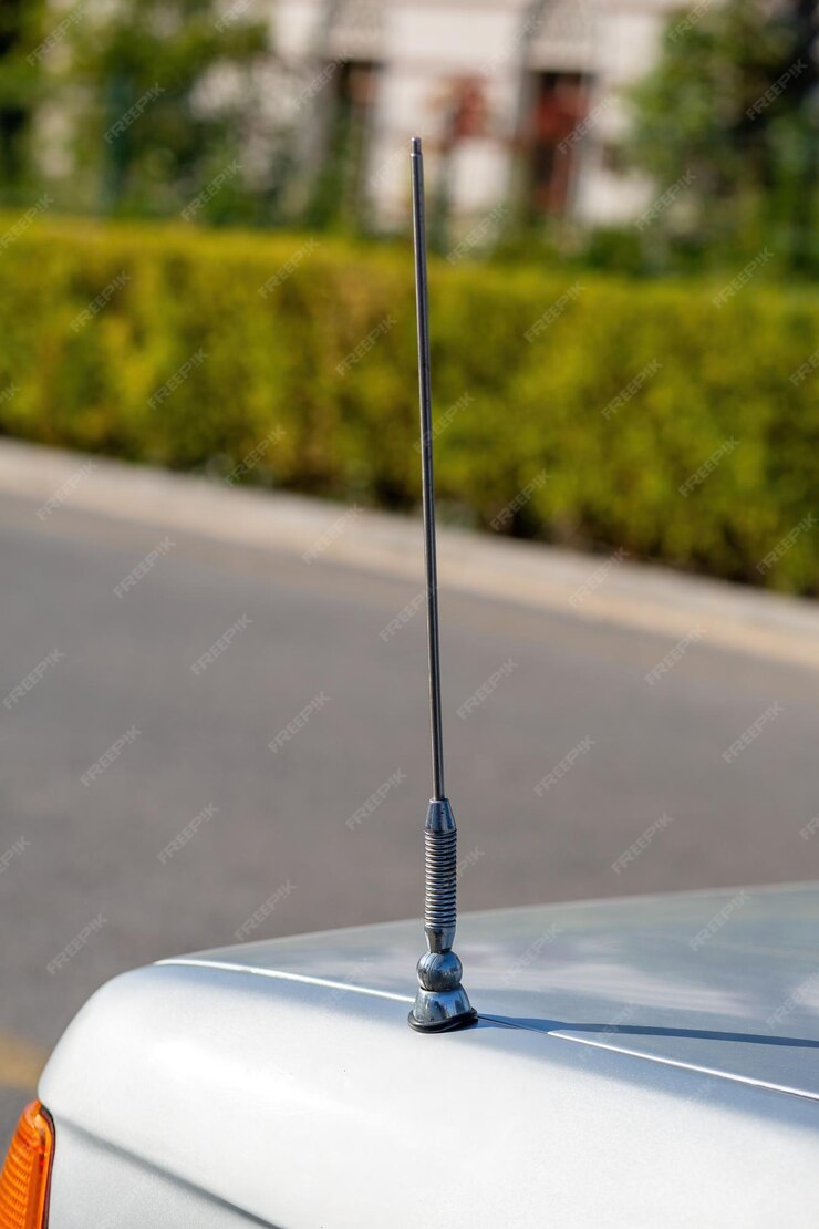 Muda a antena do teu carro por uma versão moderna 6 antena de cocje