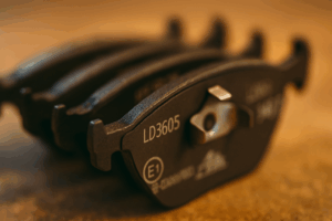 Los beneficios de los frenos ATE Ceramic para tu coche 5 Frenos ATE Ceramic en coche para reducir polvo y mejorar frenado.