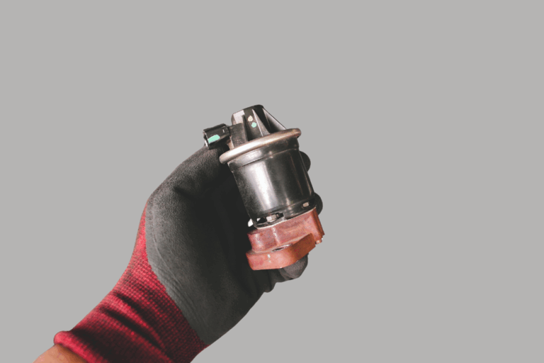 Válvula EGR de un motor de automóvil.