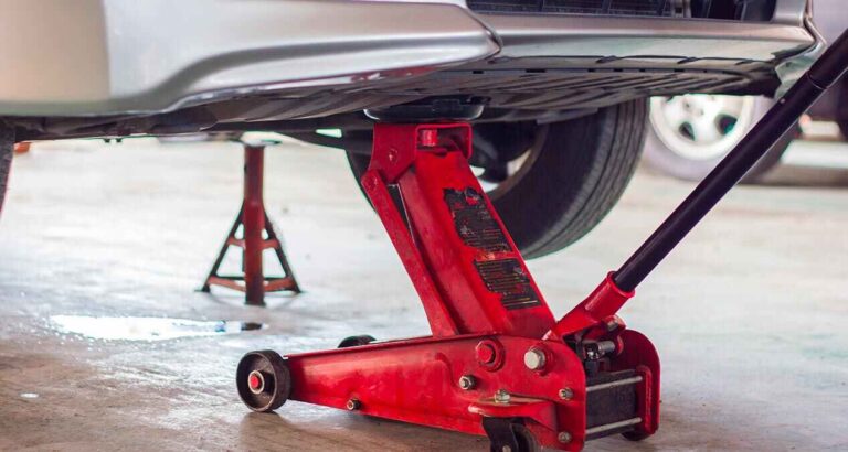 Como Escolher o Macaco Hidráulico Ideal para o Seu Carro ou Oficina 20 Macaco hidráulico para elevar veículos com segurança.