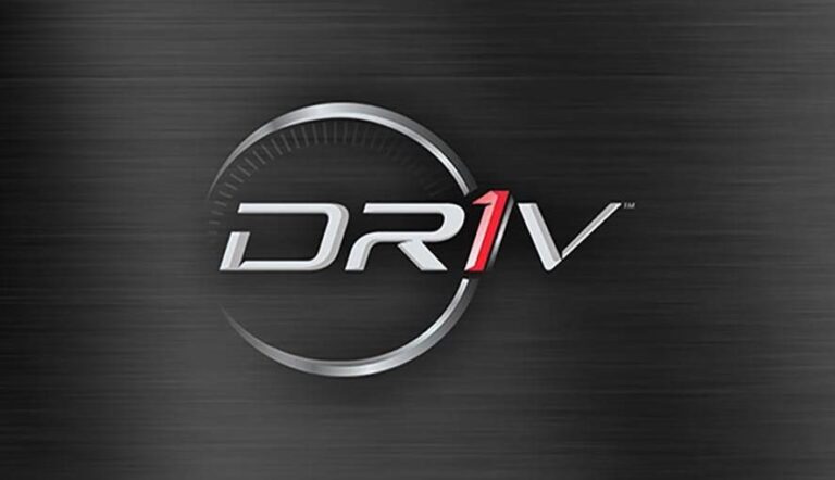 Logo officiel de la marque DRiV sur fond blanc, spécialisée dans les pièces et composants automobiles.